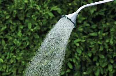 GEKA® Plus Brausekopf Soft Rain XL – Feiner, großflächiger Wasserschleier